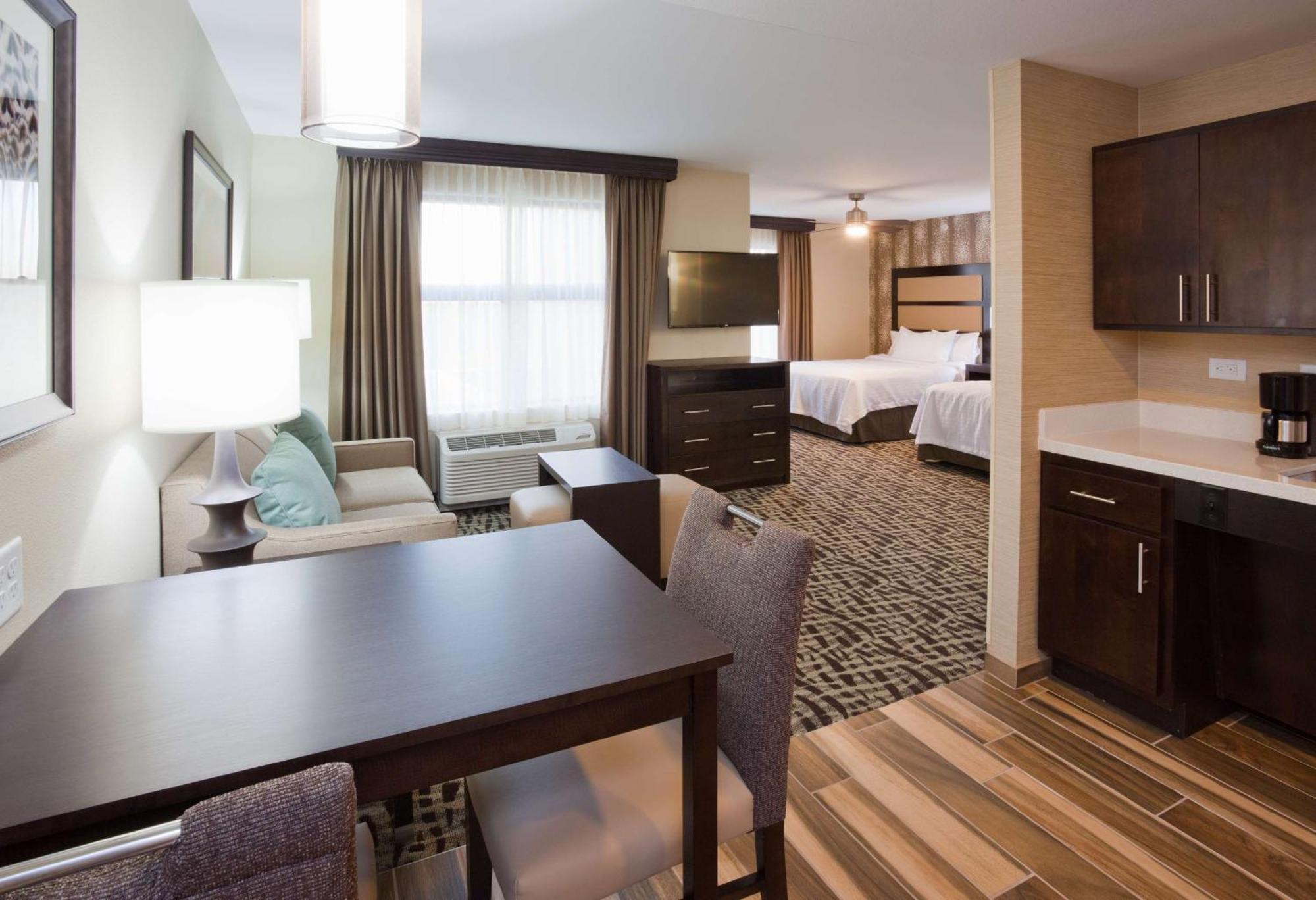 Homewood Suites Davenport Беттендорф Экстерьер фото