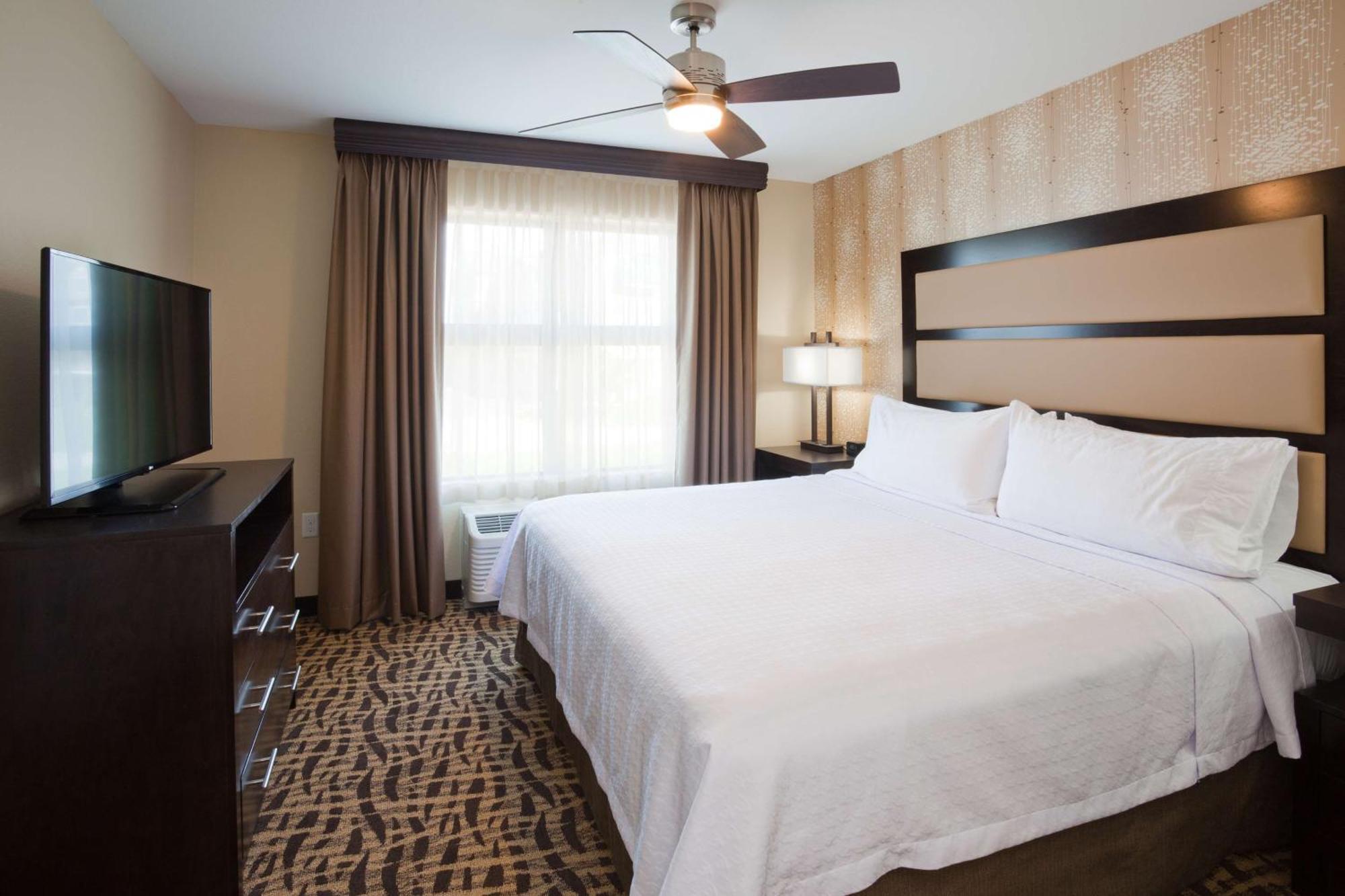 Homewood Suites Davenport Беттендорф Экстерьер фото