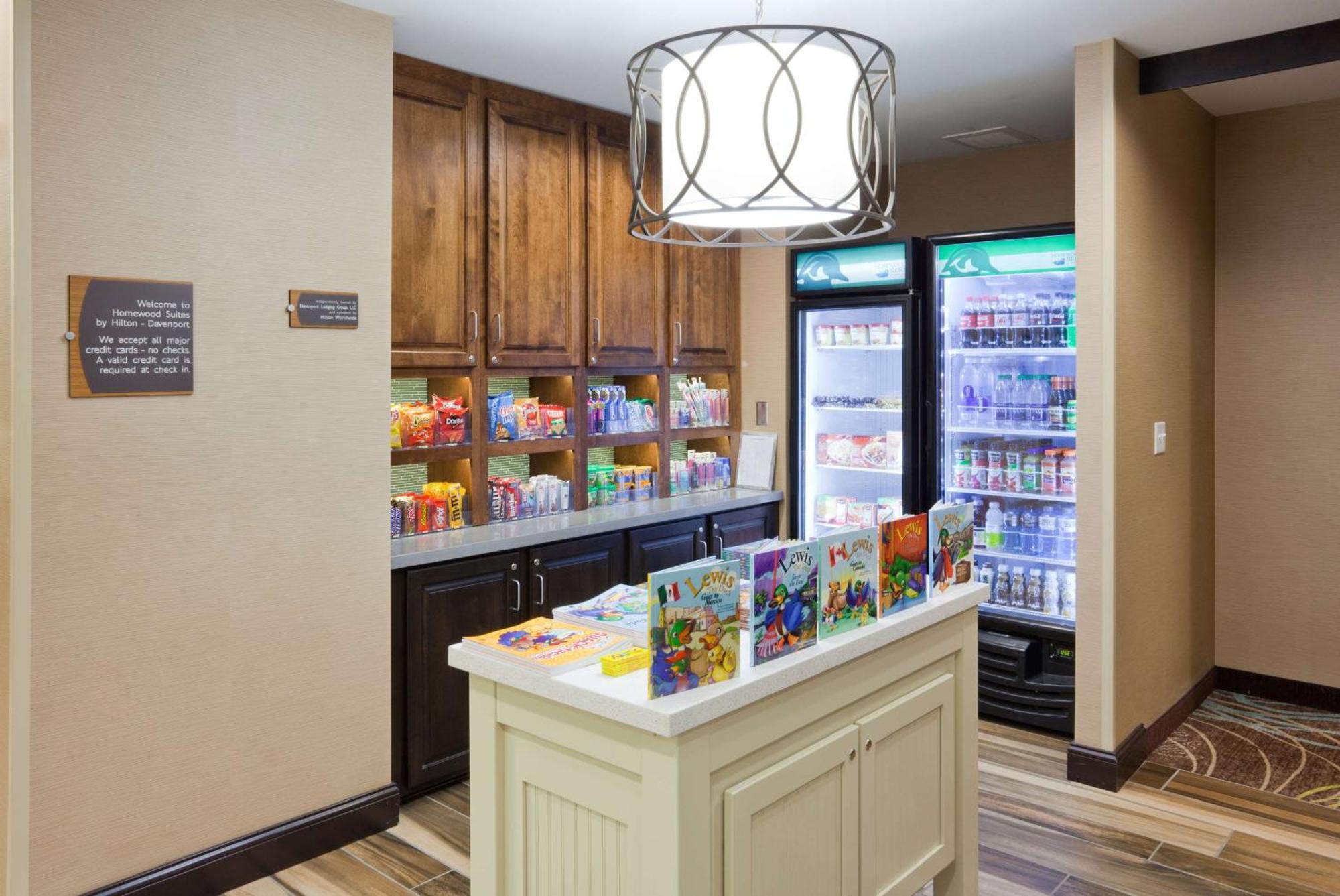 Homewood Suites Davenport Беттендорф Экстерьер фото