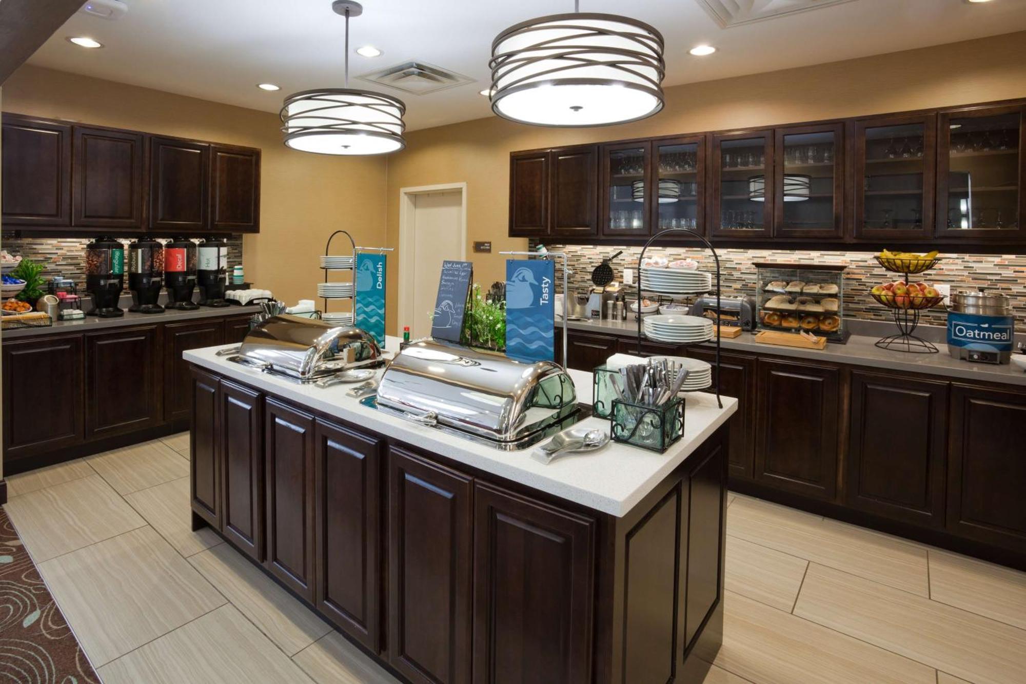 Homewood Suites Davenport Беттендорф Экстерьер фото