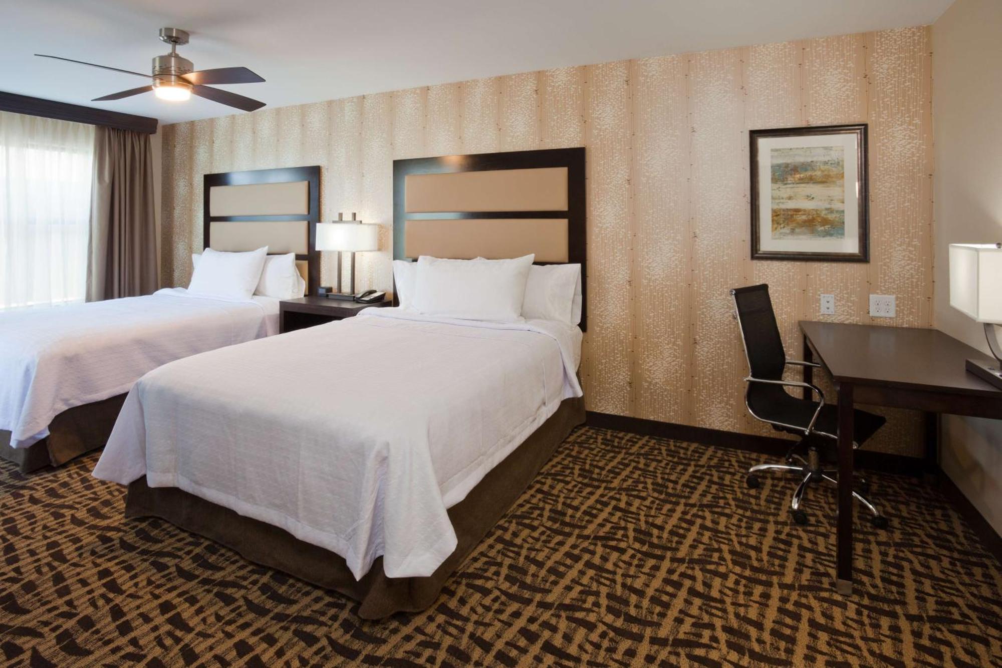 Homewood Suites Davenport Беттендорф Экстерьер фото